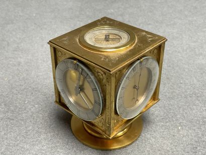 ACANTHE Pendulette de bureau en laiton doré...