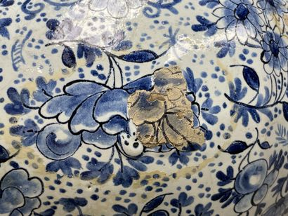 Grande potiche en faience de DELFT XIX°,...
