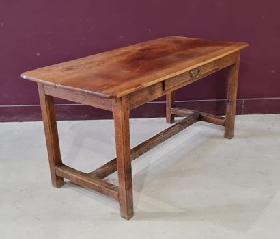 Table à entretoise à un tiroir
H: 74 x 150...