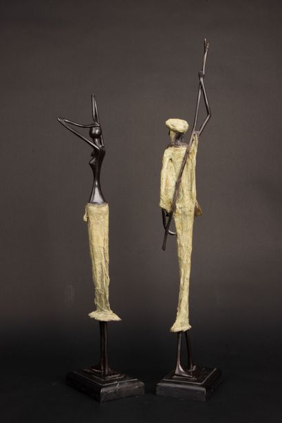 Deux sculptures en bronze - couple africain...