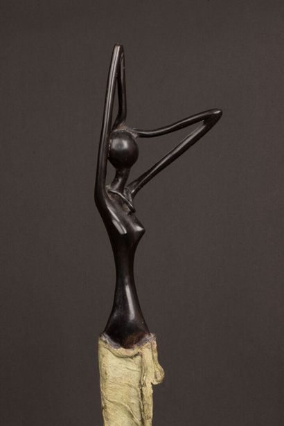 Deux sculptures en bronze - couple africain...