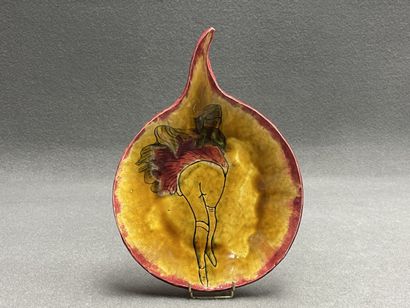 VALLAURIS, Atelier Gerlou.
Assiette en faience...