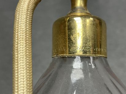 DAUM Vaporisateur en cristal.
H: 20 cm.