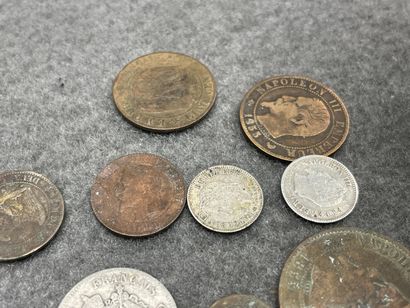 Lot de monnaies romaines
et Petit lot de...