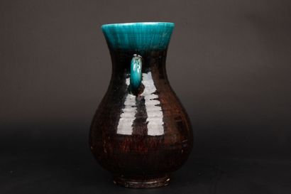 ACCOLAY
Grand vase à anses en céramique bleu...