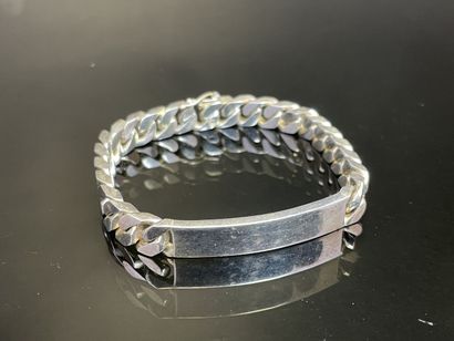 Gourmette en argent avec plaque vierge.
L:...