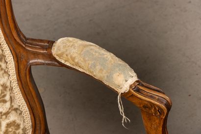 Paire de fauteuils cabriolet. 
Époque Louis...