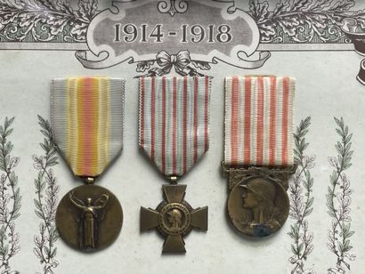 En mémoire de la grande guerre. 
Cadre avec...