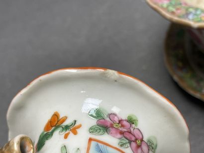 Vase et cache pot en porcelaine de Canton....