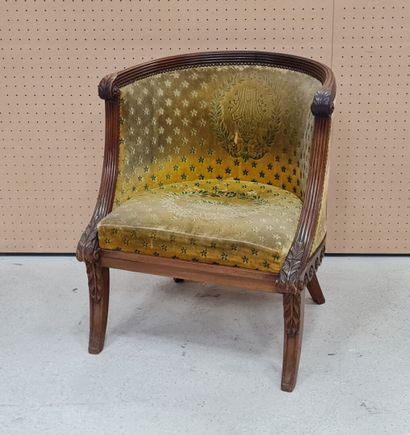 Fauteuil de bureau dossier gondole.
Style...