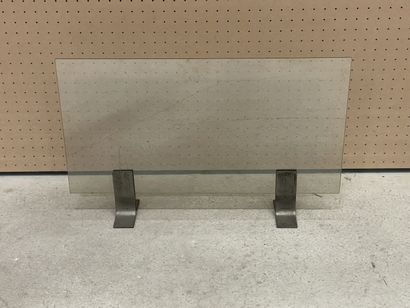 Pare-feu en verre et métal. 
50 x 80 x 15...