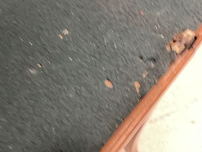 Table a jeux marquetée. 
fin XVIII° début...