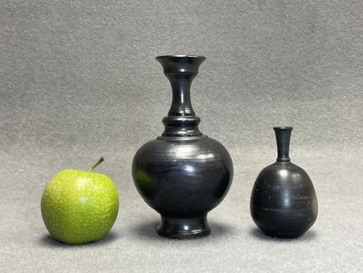 Jean MARAIS
Petit vase en céramique signé....