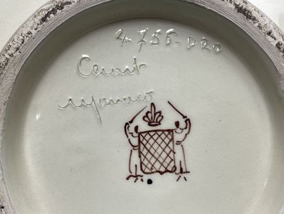 CERART à Monao Plat sur talon. 
H. :6 cm....