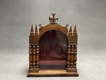 Tabernacle en acajou
XIX° si_ècle.
60 x 50x...