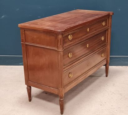 Commode de style Louis XVI 
Manque une baguette...