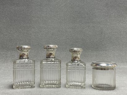 Garniture de toilette en cristal, monture...