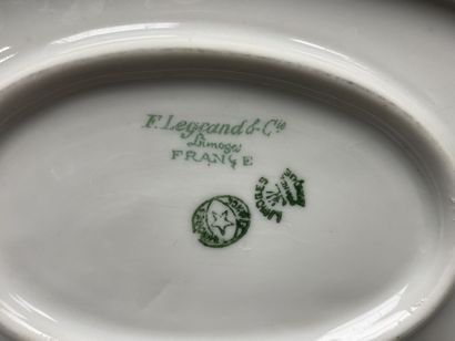 Parties de service de table en porcelaine...