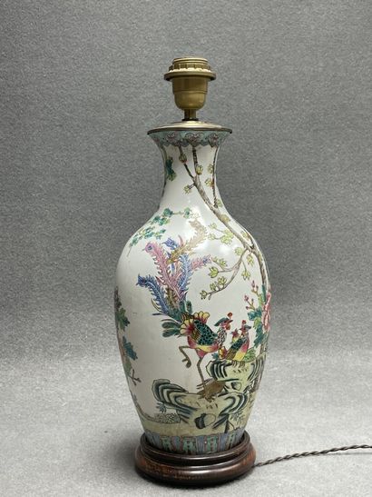 Pied de lampe en porcelaine de Chine
H. :39...