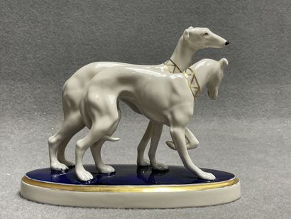 ROYAL DUX BOHEMIA
Lévriers en porcelaine...