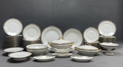 Parties de service de table en porcelaine...