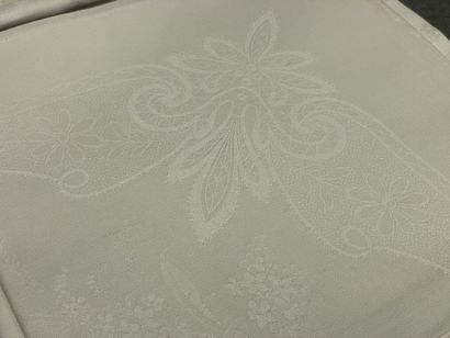 Lot de serviettes damassées et nappe