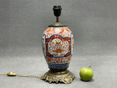 Pied de lampe en porcelaine Imari
H. :30...