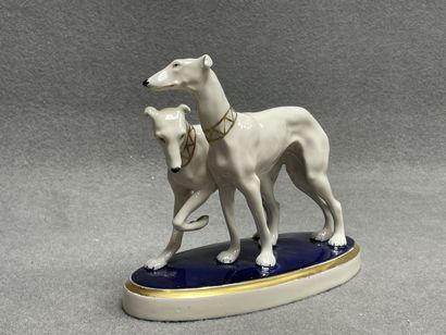 ROYAL DUX BOHEMIA
Lévriers en porcelaine...