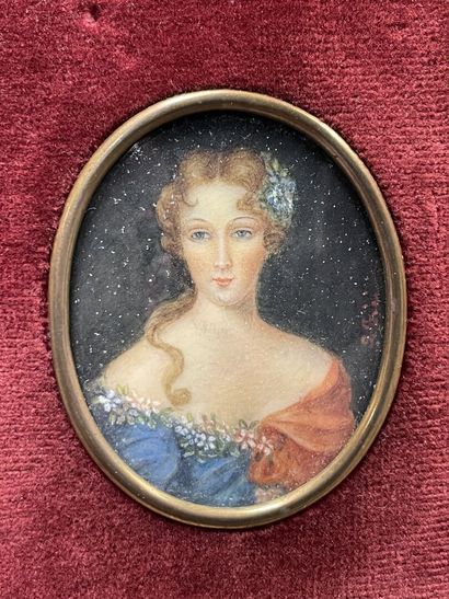Quatre portraits de femme à vue ovale. 
5,5...
