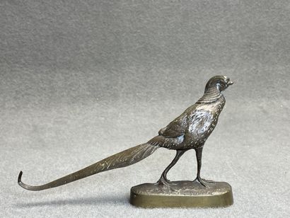 Faisan. 
Sculpture en bronze patiné. 
H....