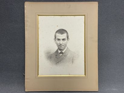 Paul Théophile Ernest FRAILLION (1862-1925)
Portrait...