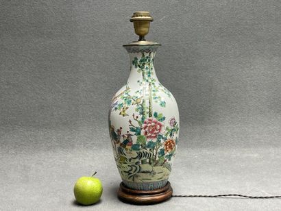 Pied de lampe en porcelaine de Chine
H. :39...