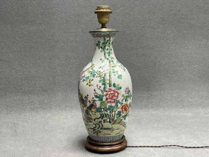 Pied de lampe en porcelaine de Chine
H. :39...