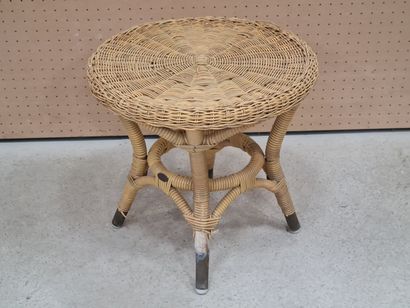 Salon en rotin comprenant une paire de fauteuils...
