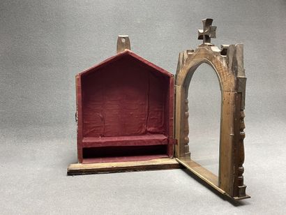Tabernacle en acajou
XIX° si_ècle.
60 x 50x...