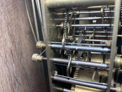 MAMET à Mâcon
Pendule carillon. 
100 x 35...