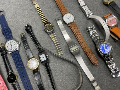 Lot de montres:
Festina, Vertical, Mieux...