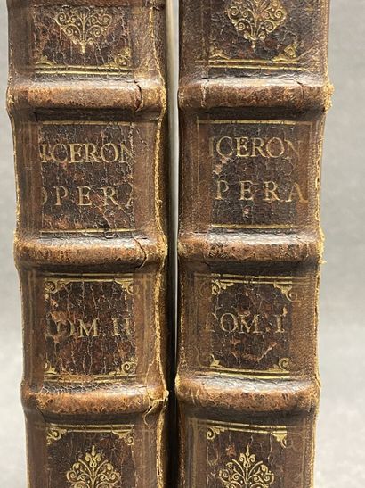 CICERON
Ciceronis opera omnia. 
4 tomes en...