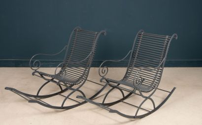 Paire de rocking chair de jardin à lattes...