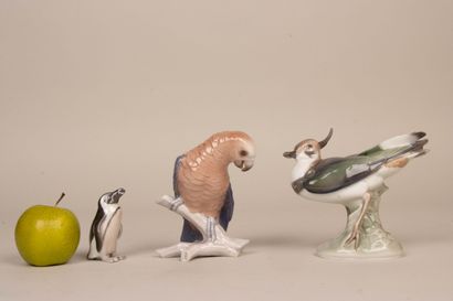 Bing & Grondahl : trois statuettes 
- Oiseau...