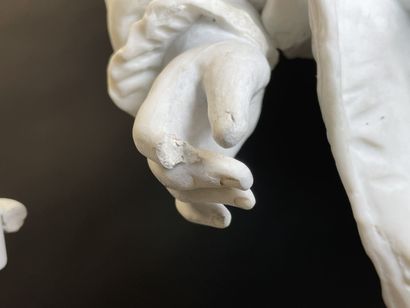 Paire de grandes sculptures en biscuit de...