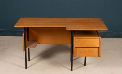 Bureau en placage de chêne et bois noirci,...