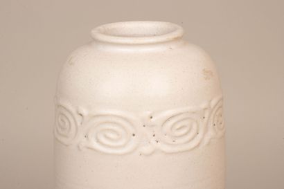 Émile LENOBLE (1875-1940) 
Baluster vase...