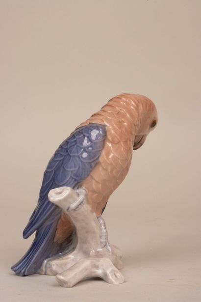 Bing & Grondahl : trois statuettes 
- Oiseau...