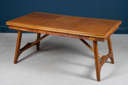 Table rectangulaire en chêne clair, allonges...
