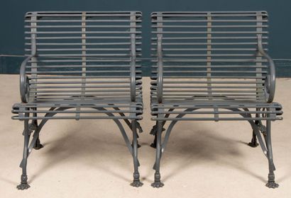 Paire de fauteuils de jardin à lattes en...