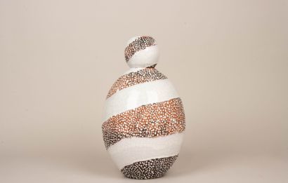 PRIMAVERA:
Large stoneware coloquinte vase...