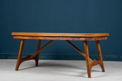 Table rectangulaire en chêne clair, allonges...