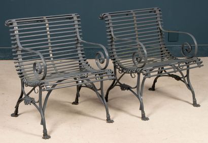 Paire de fauteuils de jardin à lattes en...