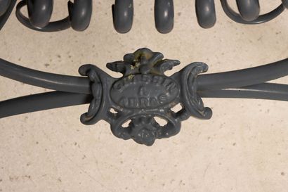 Paire de fauteuils de jardin à lattes en...